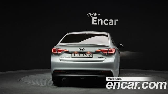 Hyundai LF Sonata гибрид Modern Special, 2017 4