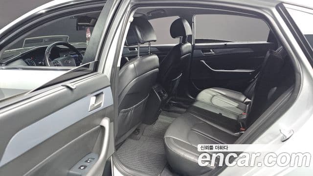 Hyundai LF Sonata гибрид Modern Special, 2017 12