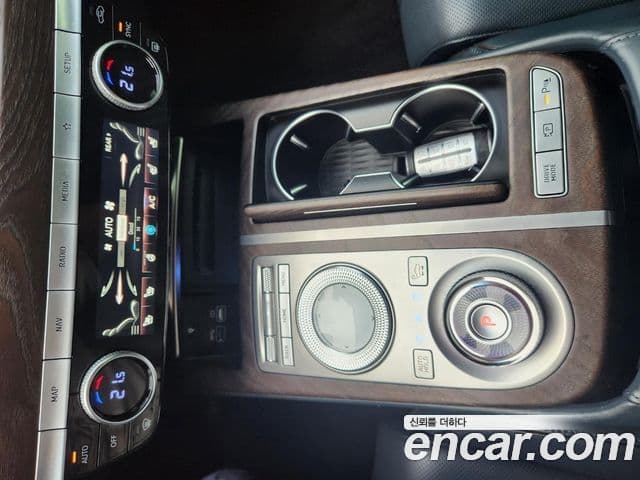 Genesis G80 (RG3) бензин 2.5 турбо 2WD, 2021 11