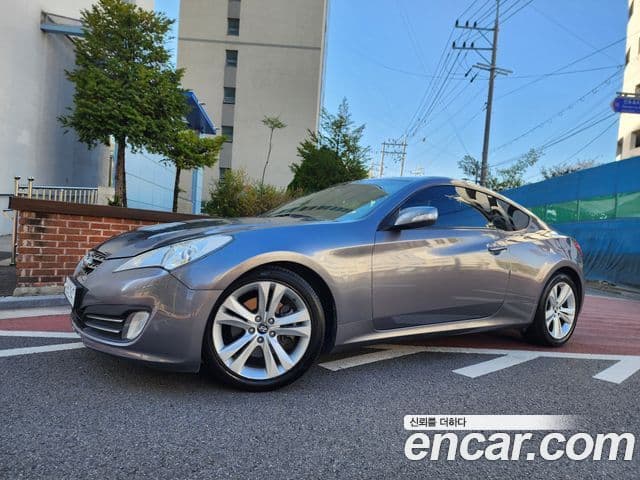 Hyundai Genesis купе 200 турбо D, 2010 1
