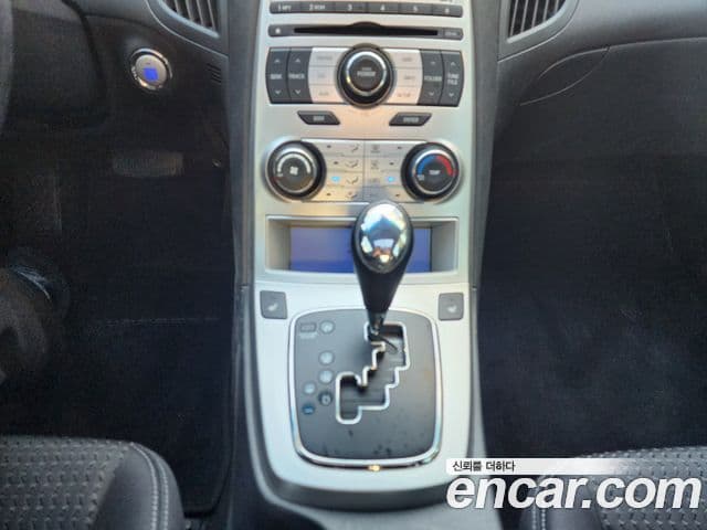 Hyundai Genesis купе 200 турбо D, 2010 9
