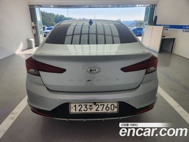 Hyundai The / новый New Avante AD Smart(для аренды), 2019 4