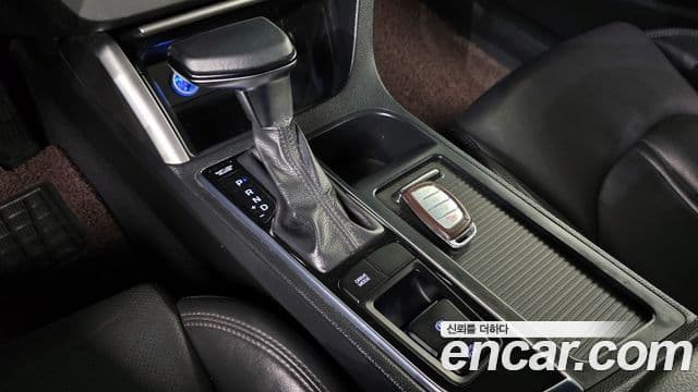 Hyundai LF Sonata Special, 2016 9