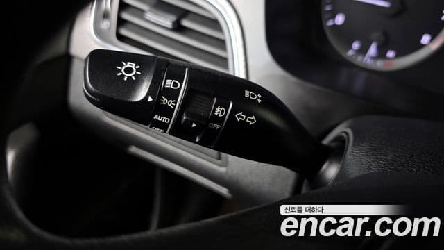 Hyundai LF Sonata Special, 2016 12