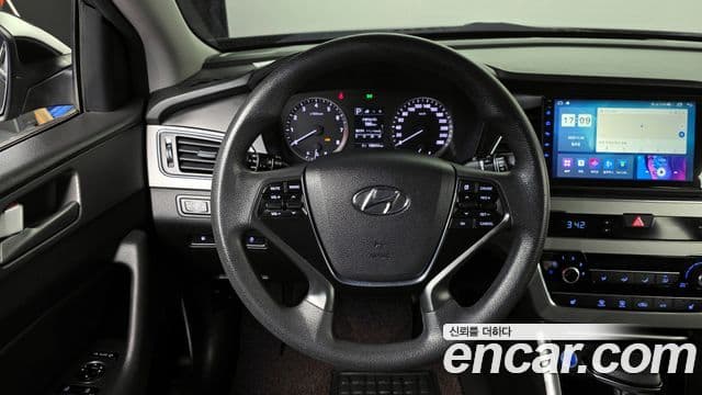 Hyundai LF Sonata Special, 2016 16