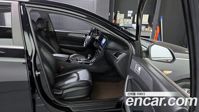 Hyundai LF Sonata Special, 2016 20