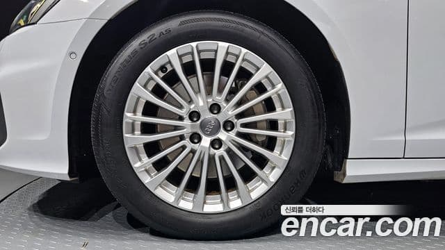 Audi A6 (C8) Premium, 2020 все фото