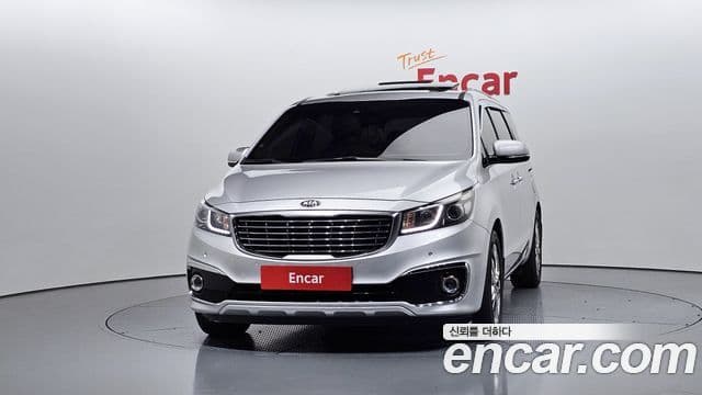 Kia All New Carnival Noblesse, 2015 3