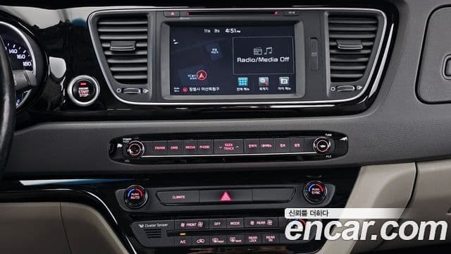 Kia All New Carnival Noblesse, 2015 14