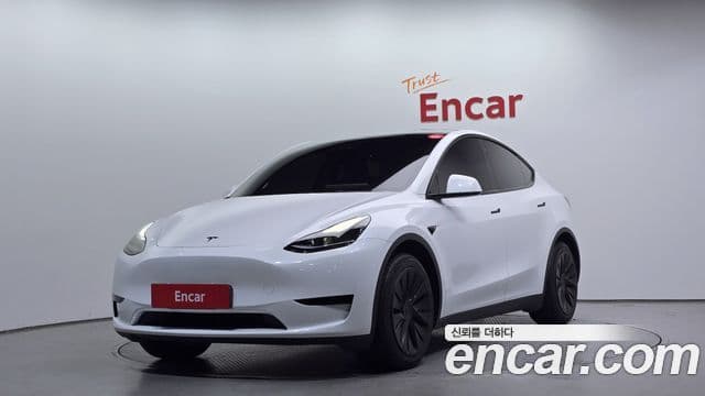 Tesla модель Y, 2023 1