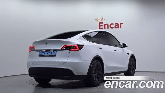 Tesla модель Y, 2023 2