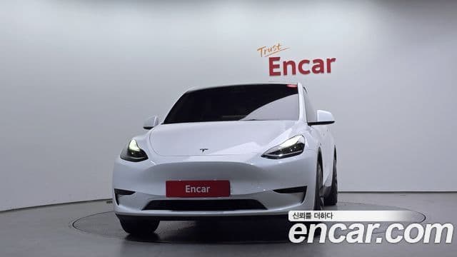 Tesla модель Y, 2023 3