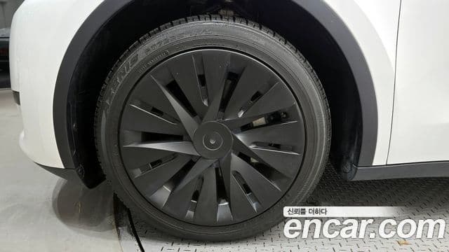 Tesla модель Y, 2023 все фото