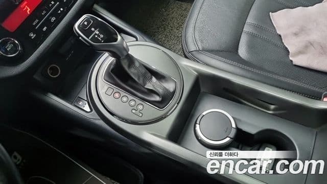 Kia Sportage R топовая версия, 2013 9