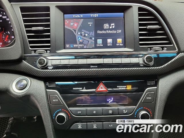 Hyundai Avante AD 1.6 турбо Sport, 2017 12