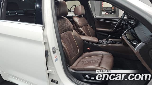 BMW 5시리즈 (G30) 530e M Sport, 2022 10