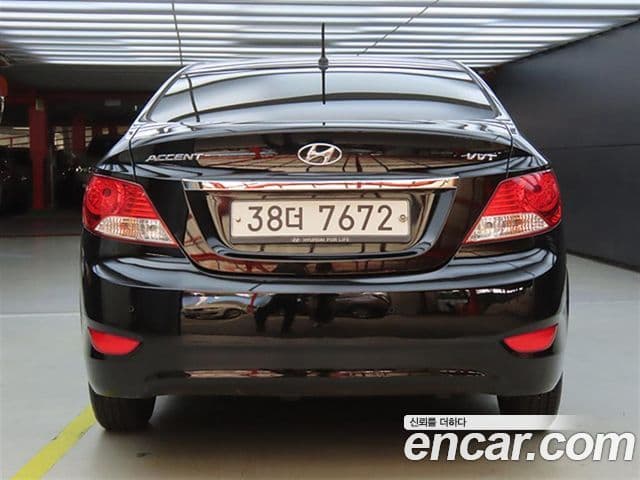 Hyundai Accent(новый кузов / новое поколение) Modern, 2015 4