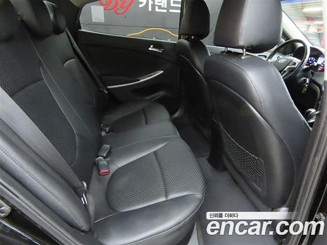 Hyundai Accent(новый кузов / новое поколение) Modern, 2015 11