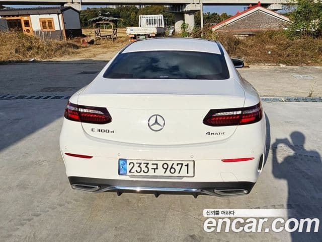 Mercedes-Benz E-класс W213 E300d 4MATIC купе, 2023 все фото