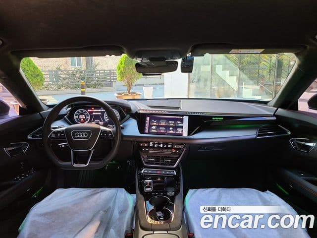 Audi RS e-Tron GT GT RS, 2023 все фото