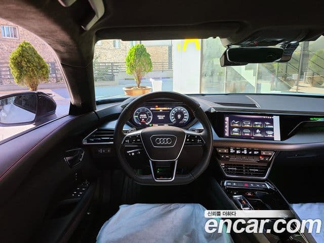 Audi RS e-Tron GT GT RS, 2023 6