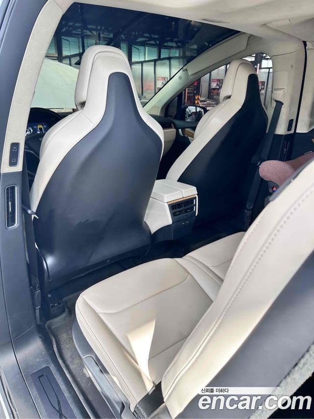 Tesla модель X, 2018 7