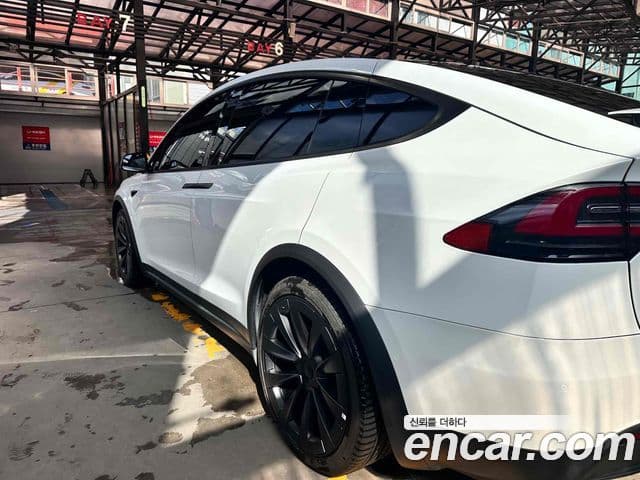 Tesla модель X, 2018 9