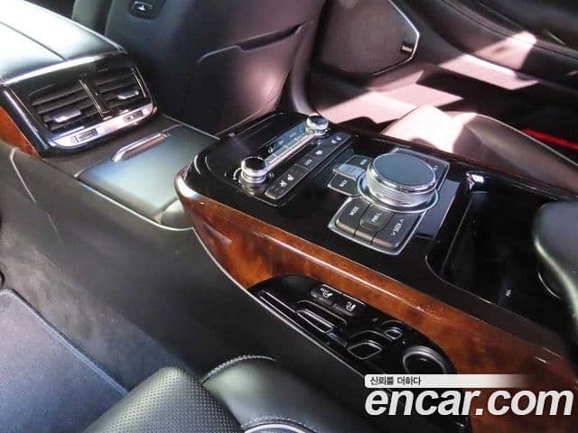 Genesis EQ900 Prestige, 2016 8