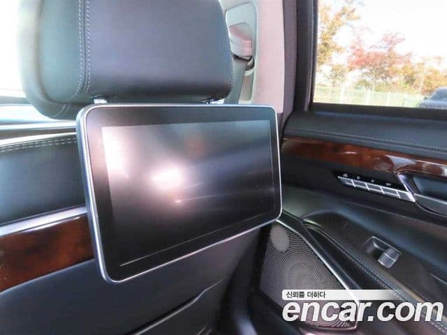 Genesis EQ900 Prestige, 2016 10