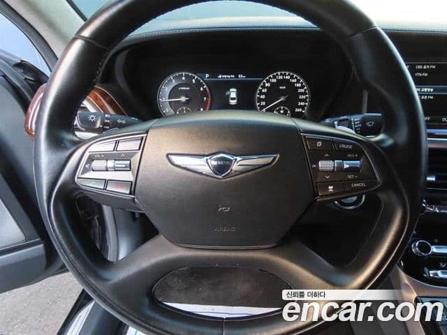 Genesis EQ900 Prestige, 2016 11