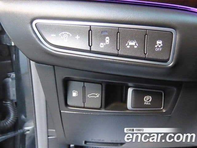 Genesis EQ900 Prestige, 2016 14