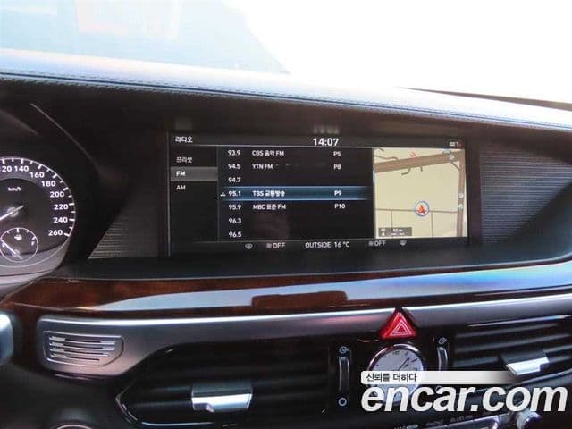 Genesis EQ900 Prestige, 2016 17