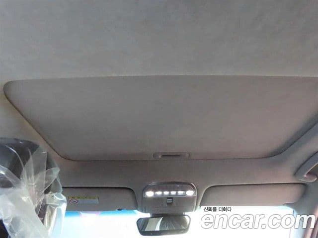 Genesis EQ900 Prestige, 2016 18