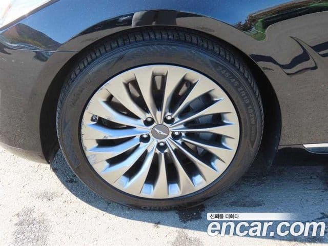 Genesis EQ900 Prestige, 2016 20