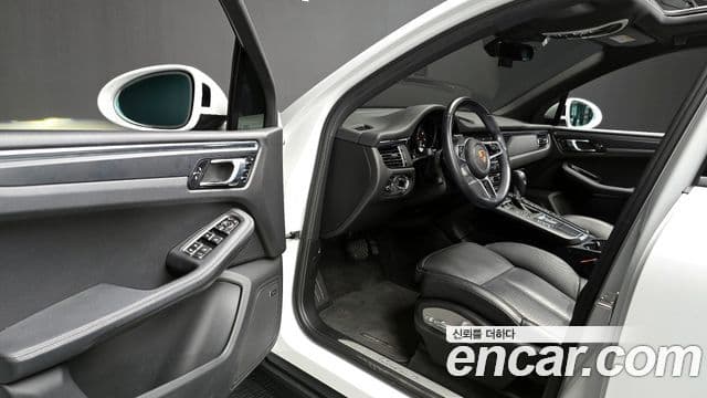 Porsche Macan 95B, 2019 11