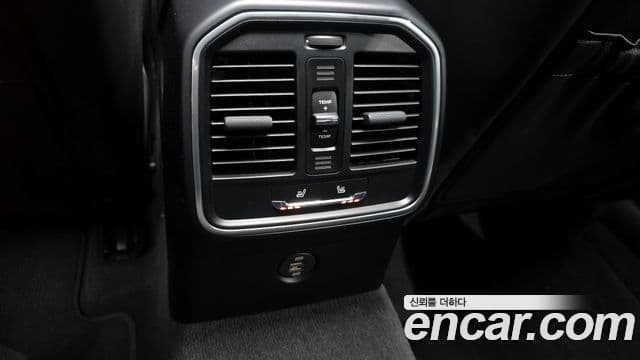 Porsche Macan 95B, 2019 19