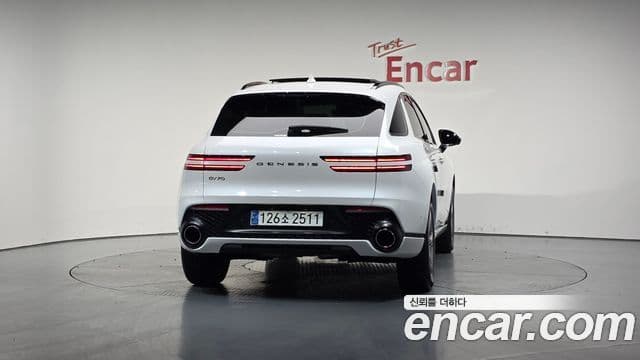 Genesis GV70, 2024 4