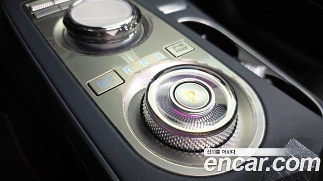 Genesis GV70, 2024 9