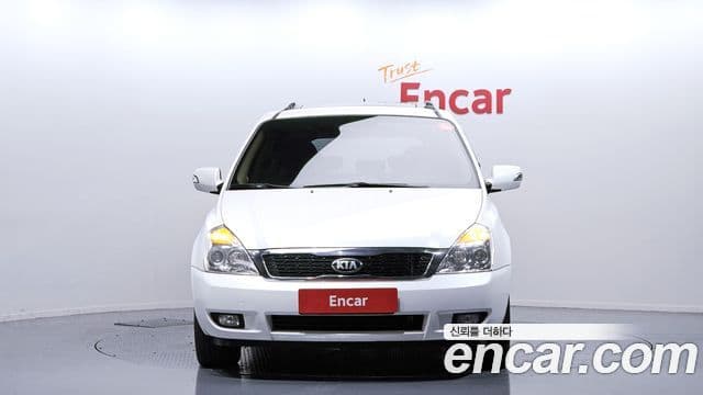 Kia Carnival R Premium, 2013 3