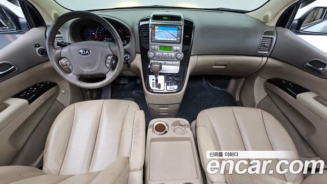 Kia Carnival R Premium, 2013 7