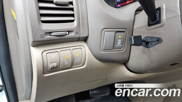 Kia Carnival R Premium, 2013 12