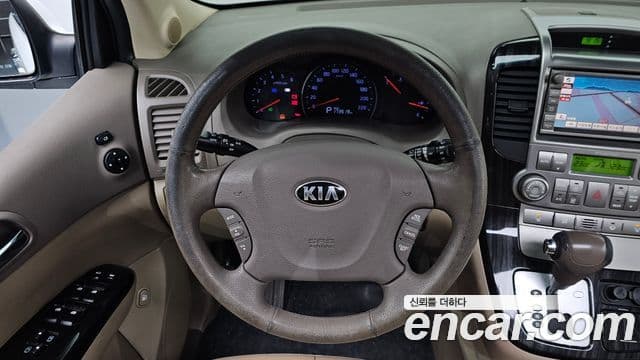 Kia Carnival R Premium, 2013 13