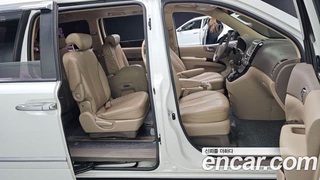 Kia Carnival R Premium, 2013 18