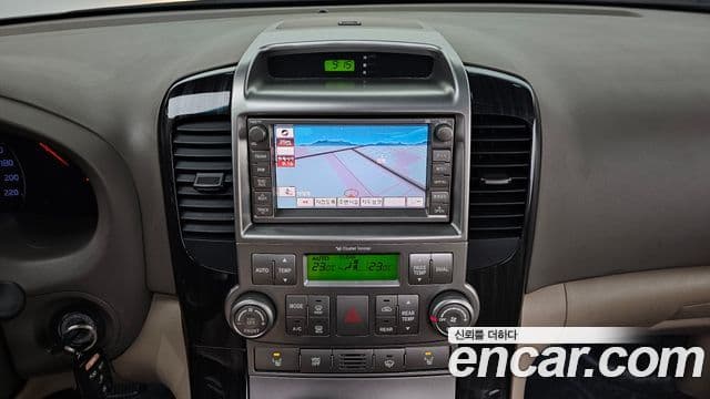 Kia Carnival R Premium, 2013 19