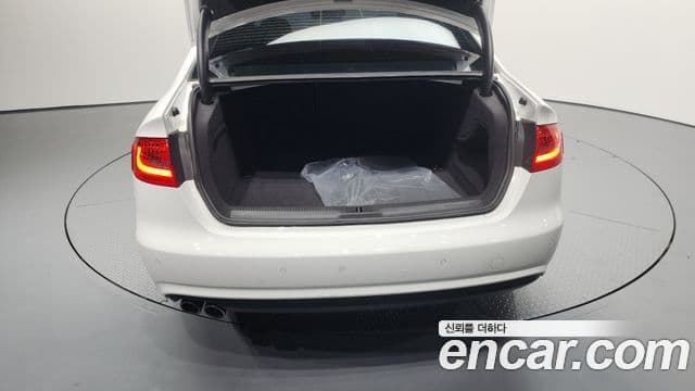 Audi New A4 B8, 2014 20