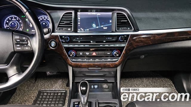 Hyundai Aslan Premium, 2015 16