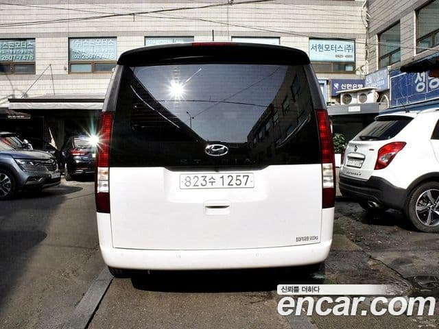Hyundai Staria Smart, 2022 3
