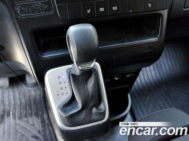 Hyundai Staria Smart, 2022 10