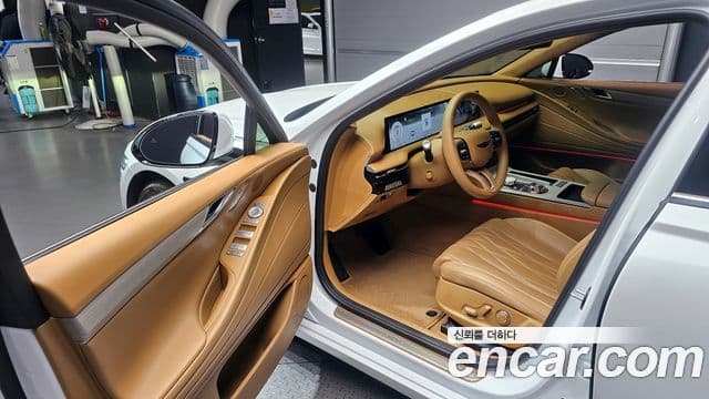 Genesis G80 (RG3) бензин 2.5 турбо 2WD, 2025 10