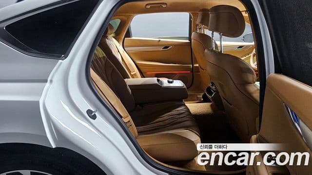 Genesis G80 (RG3) бензин 2.5 турбо 2WD, 2025 12